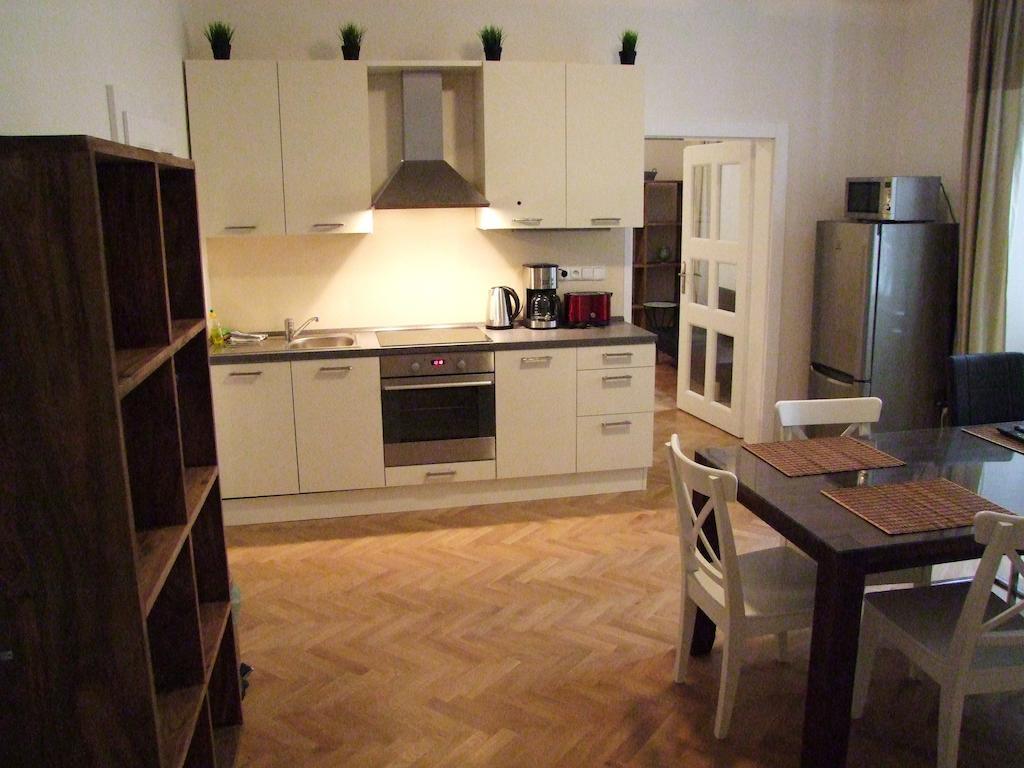 Selinor Old Town Apartments Prága Szoba fotó