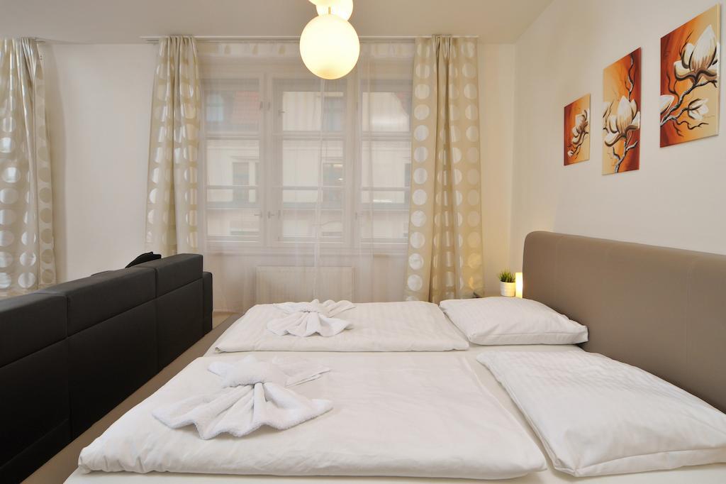 Selinor Old Town Apartments Prága Szoba fotó